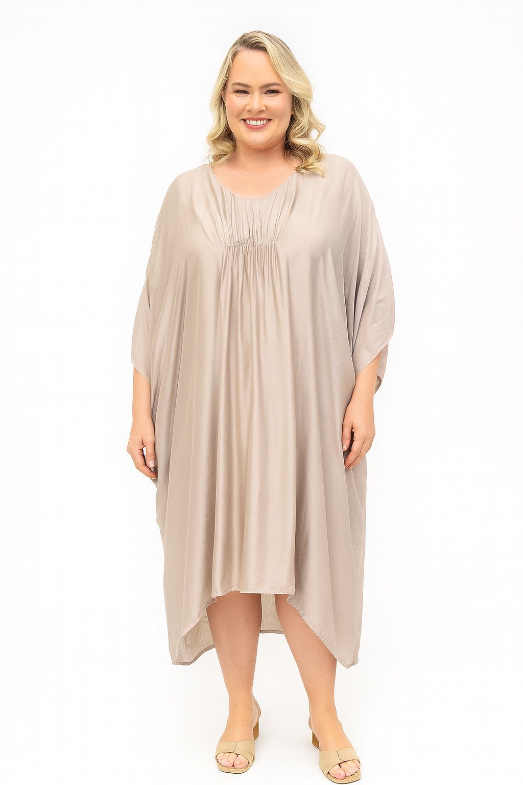 VESTIDO PATRIZIA PLUS SABBIA